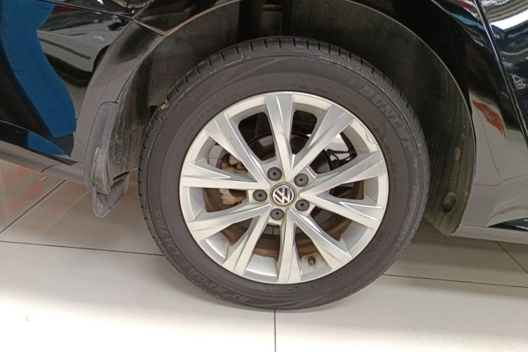 大众 朗逸 2015款 1.6L 自动舒适版车身外观56