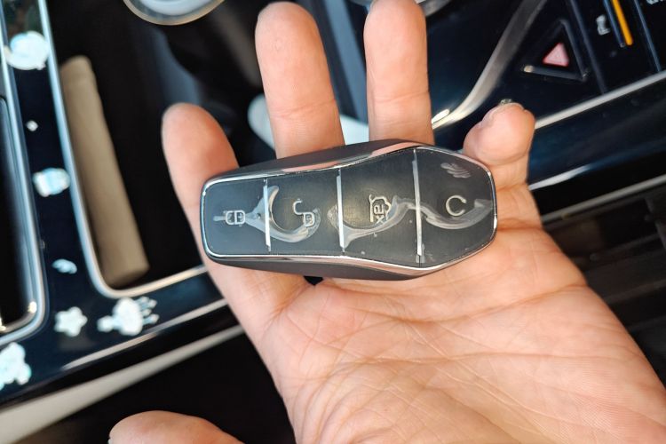 比亚迪 秦PLUS 2021款 DM-i 120KM 尊贵型中控内饰11