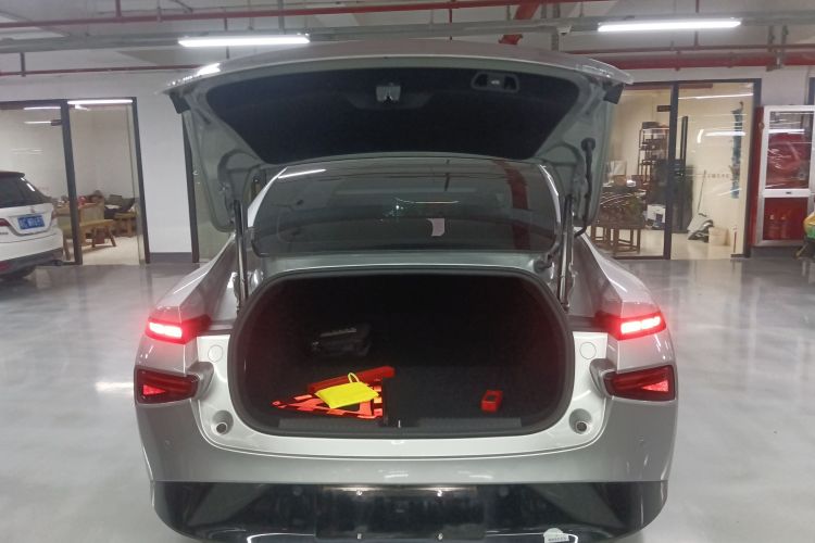 小鹏P7 2020款 670E局部细节23