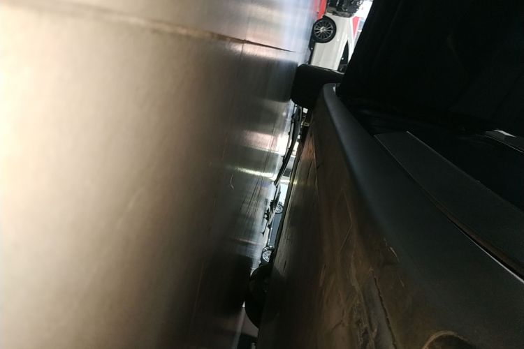 特斯拉 Model X 2023款 双电机全轮驱动版局部细节9002