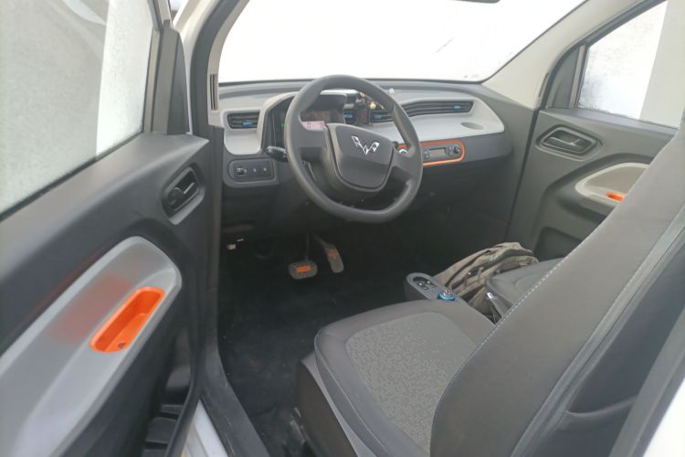 五菱汽车 宏光MINIEV 2022款 轻松款 三元锂中控内饰7003