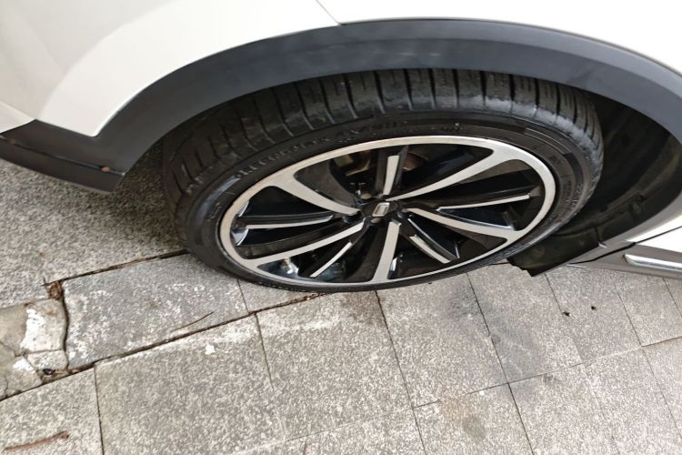 奔腾T77 2019款 230 TID 自动豪华型 国V车身外观6007