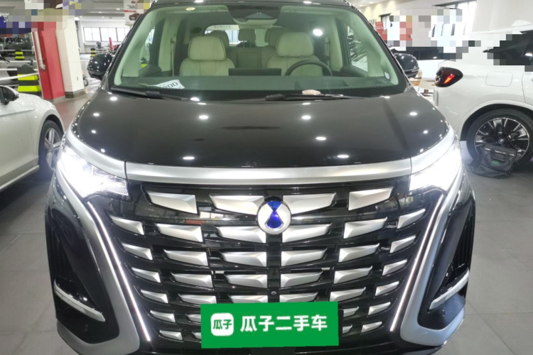 腾势D9 2024款 DM-i 980 四驱旗舰型车身外观6001