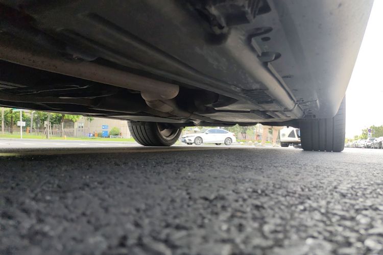 宝马X6 2010款 4.4T 混合动力版局部细节9004