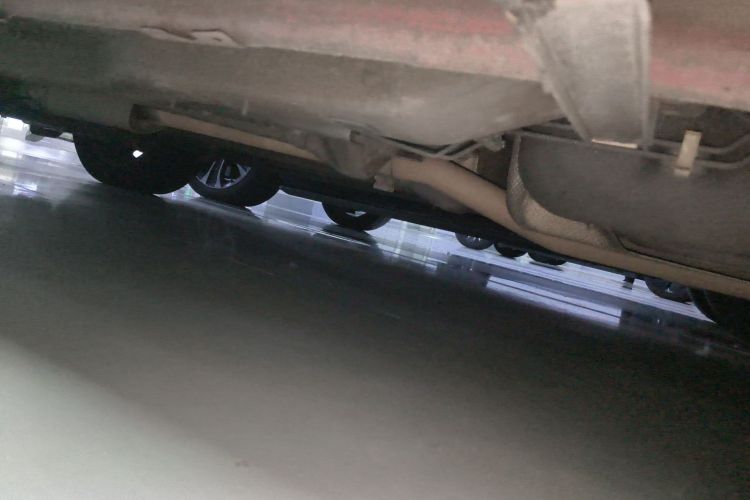 Jeep 自由侠 2018款 互联大屏版 180T 自动劲能版局部细节9003