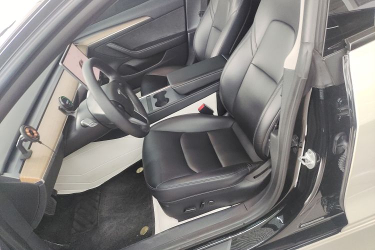 特斯拉 Model 3 2022款 后轮驱动版局部细节19