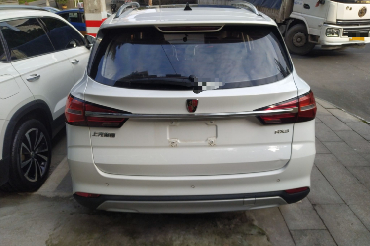 荣威RX3 2020款 1.6L CVT 4G互联超爽精英版车身外观6