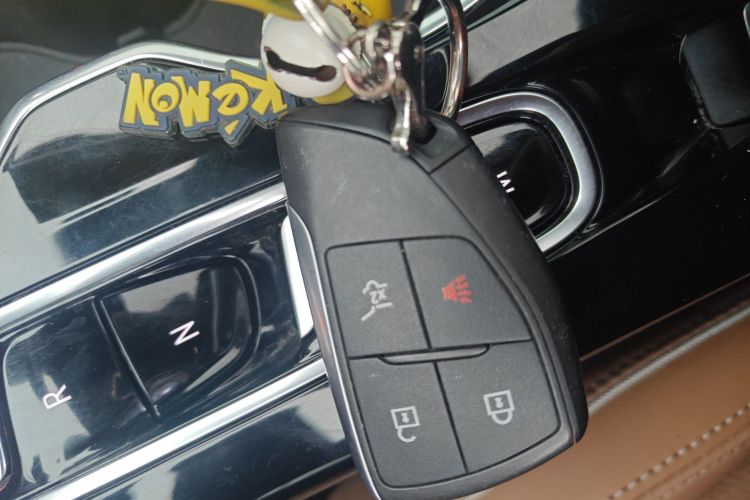 别克 2020款 昂科威S 652T 四驱豪华型中控内饰7001