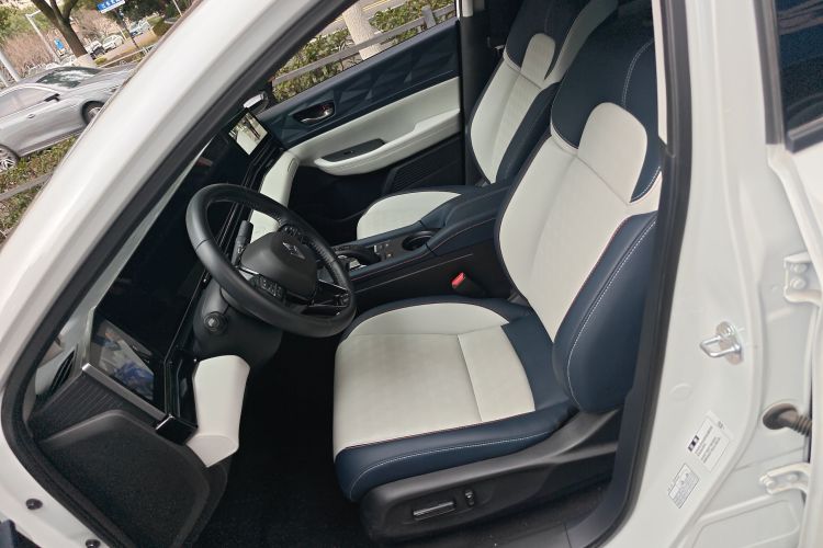 灵悉L 2024款 头号玩家版中控内饰19