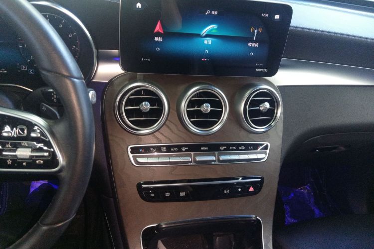 奔驰GLC 2020款 GLC 300 L 4MATIC 动感型局部细节16