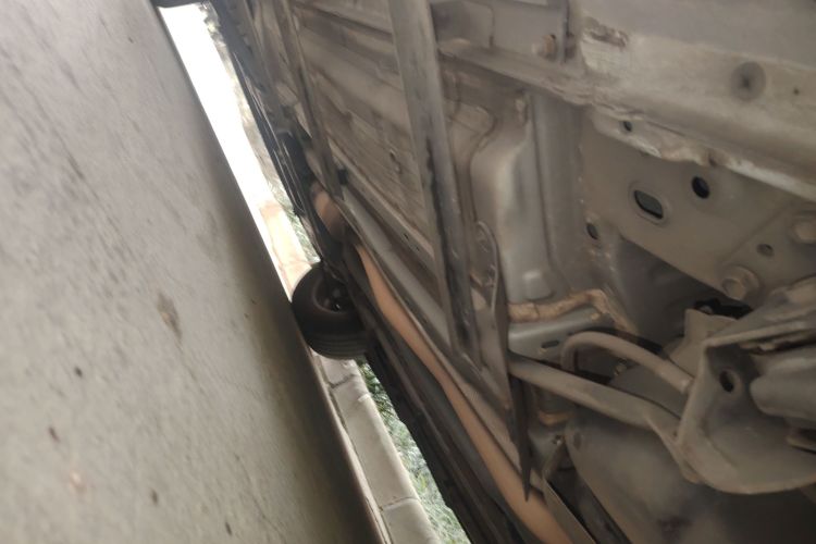 日产 奇骏 2014款 2.0L CVT舒适版 2WD局部细节9003