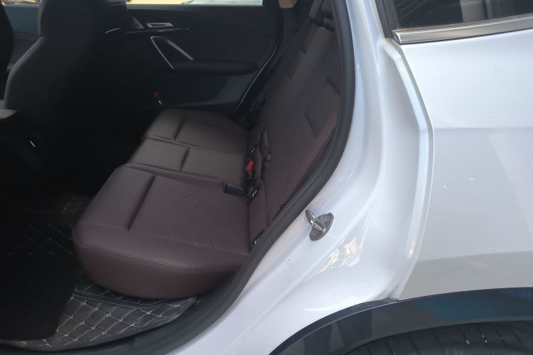 宝马X1 2023款 sDrive25Li X设计套装中控内饰21