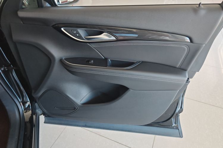 别克 2021款 昂科威Plus 652T 五座四驱豪华型中控内饰42