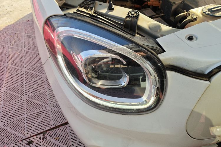 零跑汽车 零跑T03 2021款 400豪华版车身外观8