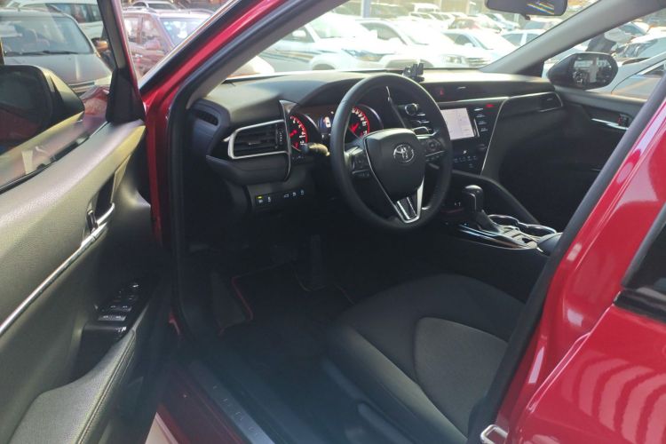 丰田 凯美瑞 2018款 2.0S 锋尚版中控内饰20