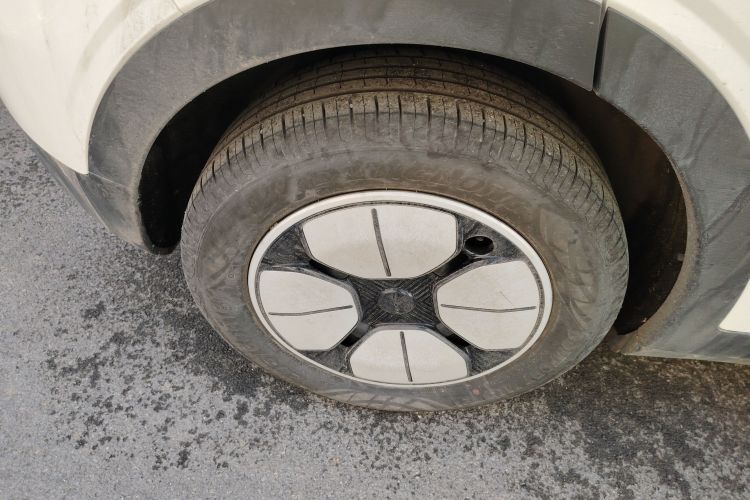 吉利银河 星愿 2025款 410km 自由版车身外观6008