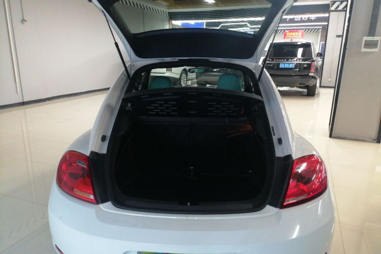 大众 甲壳虫 2014款 1.2TSI 时尚型机舱底盘23