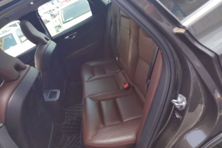 沃尔沃XC60 2019款 T5 四驱智远版 国VI中控内饰21