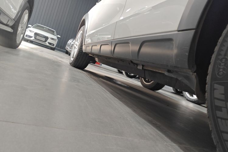 奥迪Q5 2017款 Plus 40 TFSI 舒适型局部细节9002