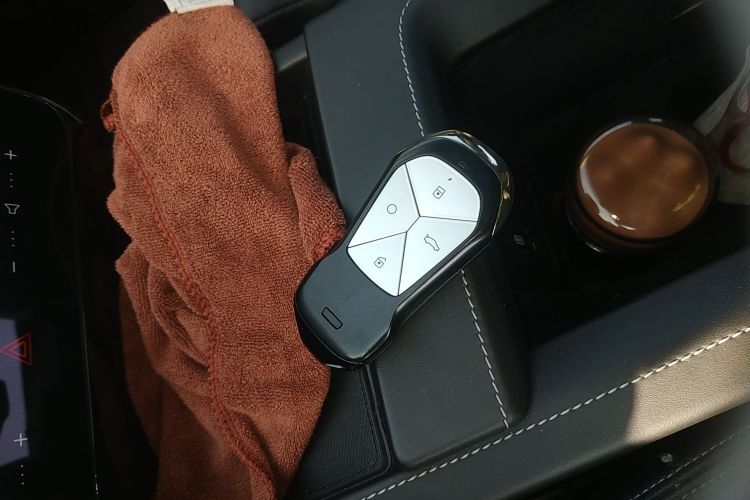 小鹏G3 2022款 G3i 520G+中控内饰11