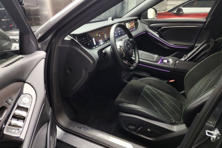 岚图汽车 岚图FREE 2025款 318 318km 后驱环游版中控内饰7003