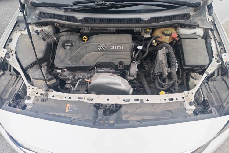 别克 威朗 2018款 三厢 15S 自动领先型局部细节24