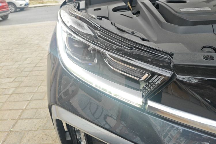 星途凌云 2023款 400T 两驱星尊版车身外观8