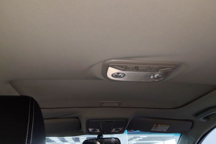 吉利汽车 帝豪 2016款 三厢 1.5L CVT向上版中控内饰22