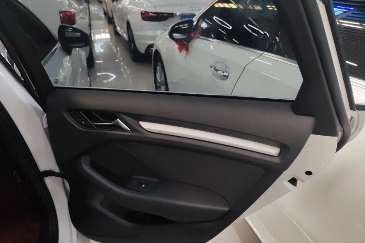 奥迪A3 2020款 Limousine 35 TFSI 进取型 国VI中控内饰45