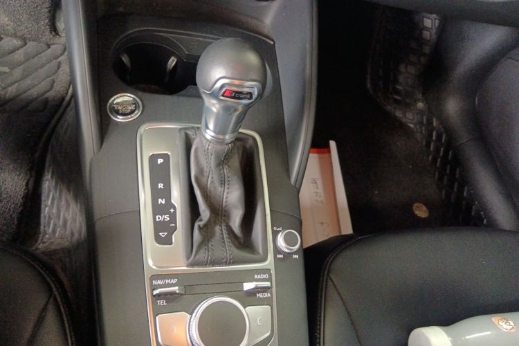 奥迪A3 2020款 Limousine 35 TFSI 进取型 国VI中控内饰18