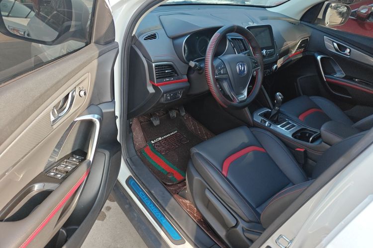 长安CS55 2017款 1.5T 手动炫色型中控内饰20