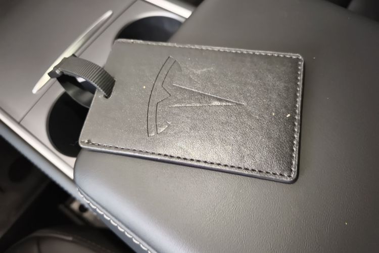 特斯拉 Model 3 2022款 后轮驱动版中控内饰11