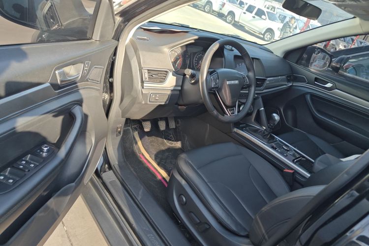 哈弗H6 2019款 运动版 1.5T 手动两驱精英型 国VI中控内饰7003