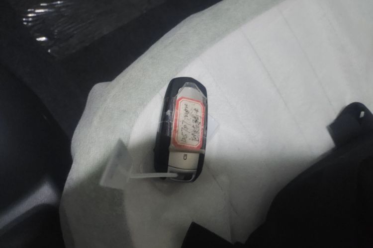 吉利银河 2025款 210km 熊猫骑士中控内饰11