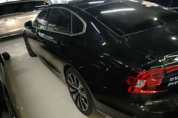 沃尔沃S90 2025款 B5 智远豪华版车身外观6003