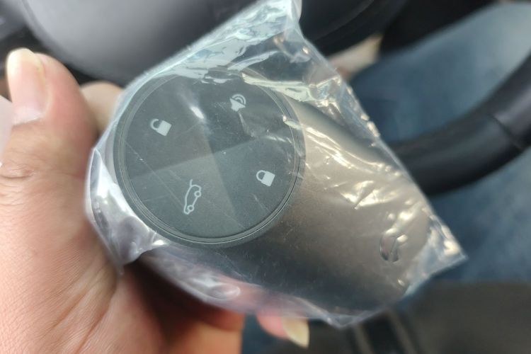 蔚来ES8 2020款 415KM 七座版中控内饰7001