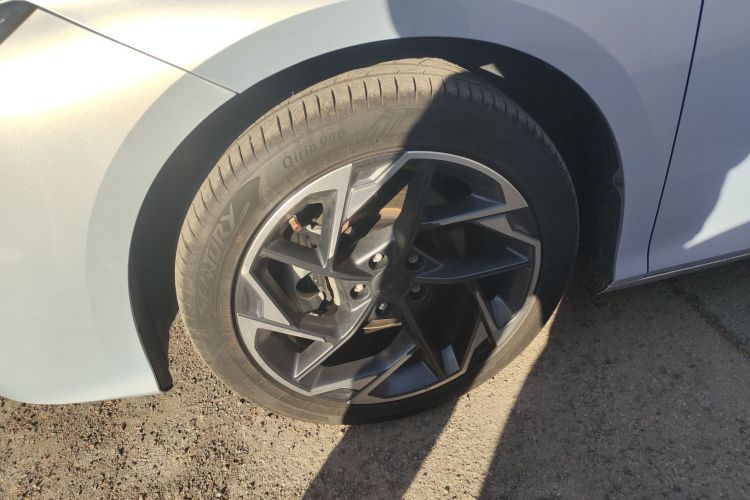 埃安 AION S MAX 2024款 80 星辰版 三元锂车身外观6007