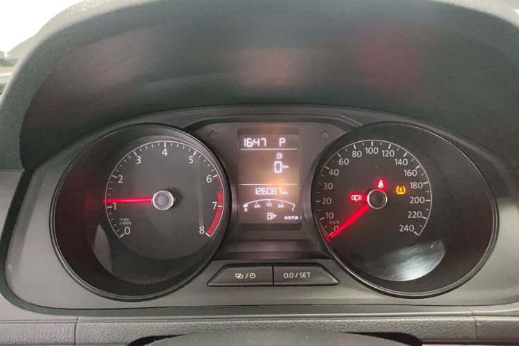 大众 朗逸 2017款 1.6L 自动风尚版中控内饰14