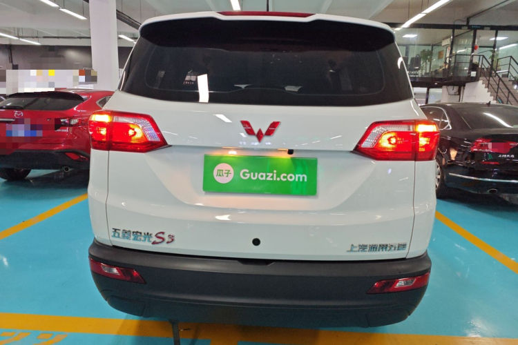 五菱汽车 五菱宏光S3 2019款 1.5L 手动标准型 国VI车身外观6