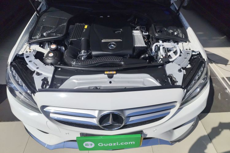 奔驰C级(进口) 2018款 C 200 旅行轿车机舱底盘24