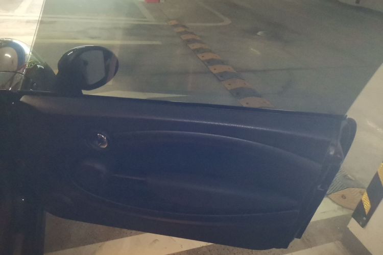 MINI Clubman 2011款 1.6L COOPER Fun中控内饰7005