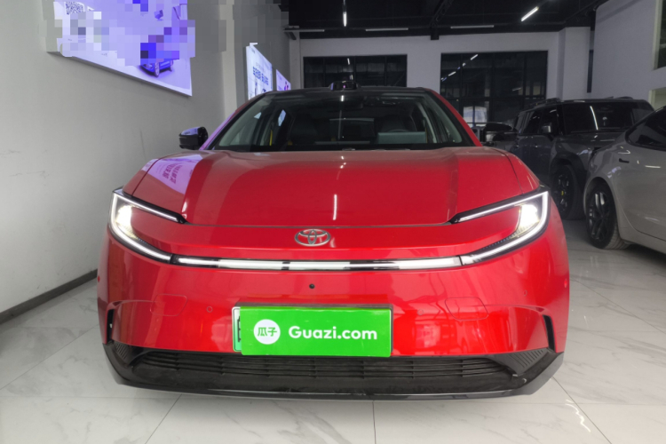 丰田bZ5 2025款 550 PRO智行版车身外观2