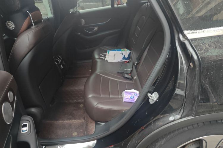 奔驰GLC 2019款 GLC 300 L 4MATIC 动感型中控内饰21