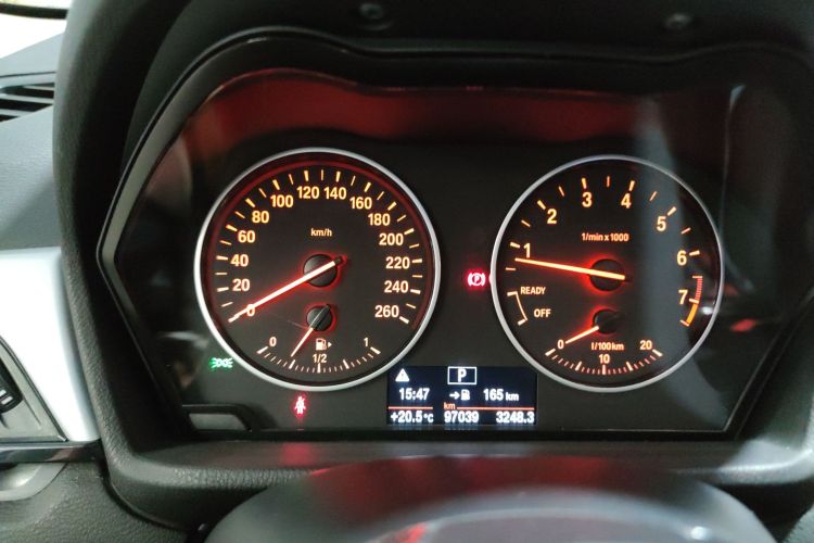 宝马X1 2018款 sDrive20Li 领先型中控内饰14