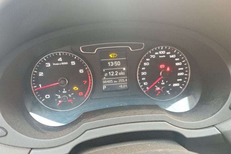 奥迪Q3 2015款 35 TFSI 舒适型中控内饰14