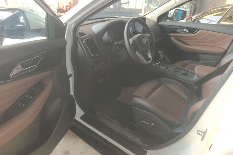 东风风神AX7 2018款 1.6T 自动豪华型特供版中控内饰7003