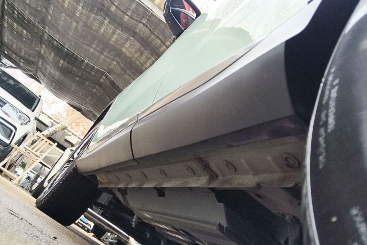 魏牌 拿铁DHT 2022款 1.5T DHT超大杯局部细节9002