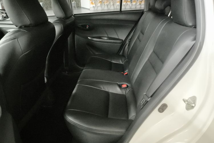 丰田 威驰FS 2017款 1.5L CVT锋驰版中控内饰7004