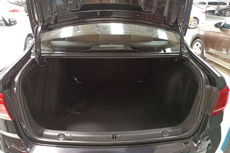 大众 朗逸 2015款 1.6L 自动舒适版中控内饰23