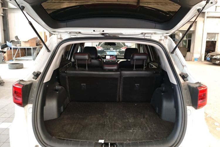 长安CS75 2020款 280T 手动智惠型 国VI机舱底盘23